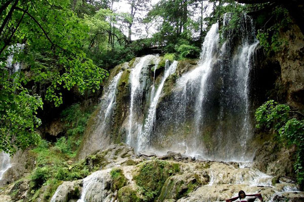 Panda Lake Waterfall Is Back - Jiuzhai Valley National Park